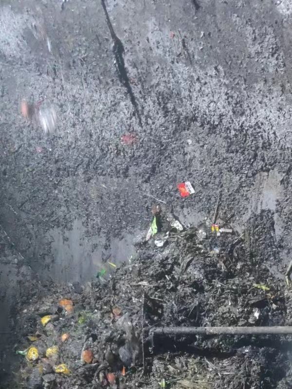 枫木镇污水池清理